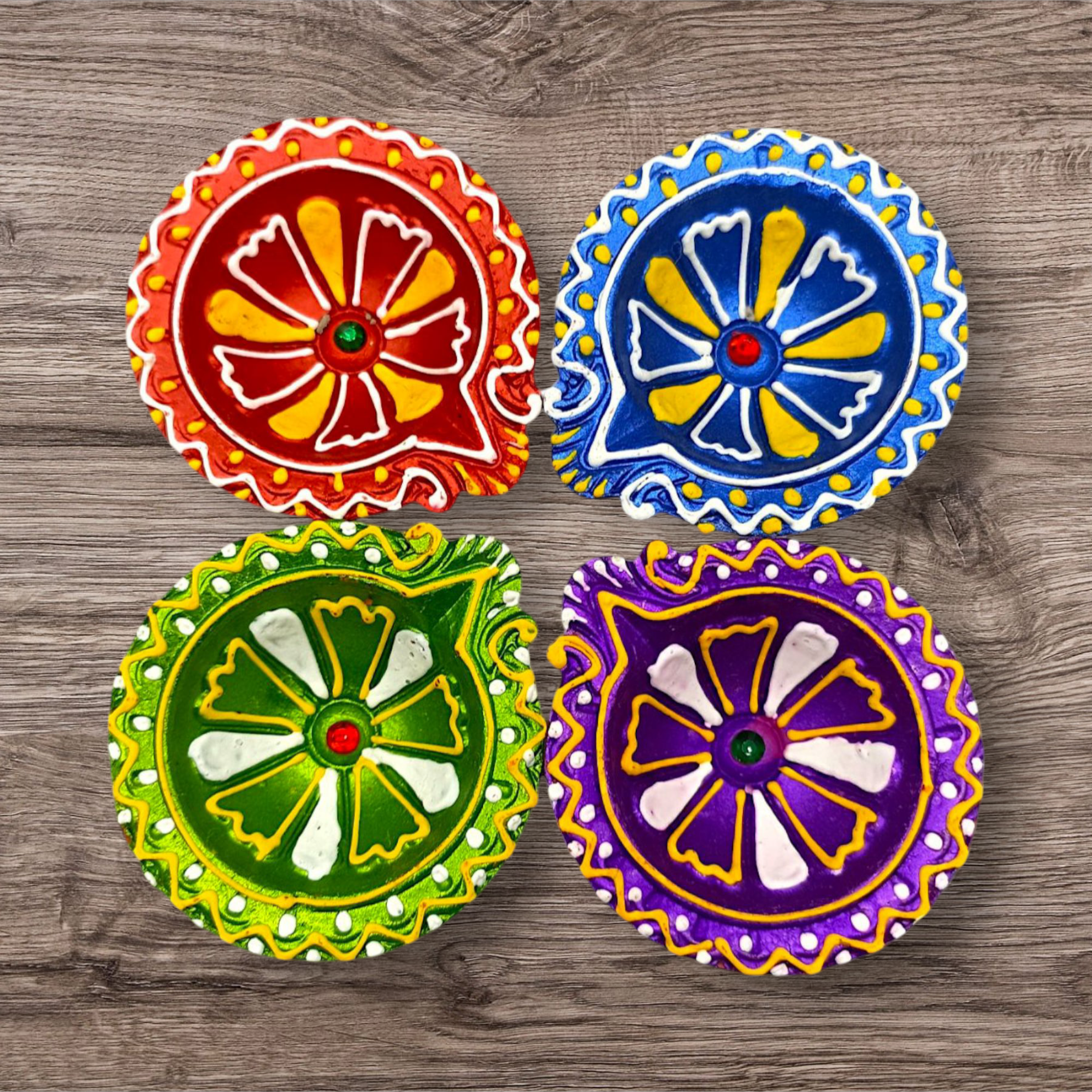 Clay colour diyas